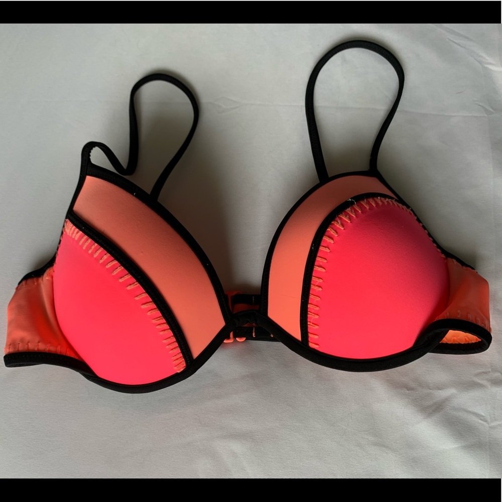 Victoria’s Secret bikini top